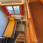 Alpenchalet Weidhaus - Dachwohnung - - Stockbettzimmer דירה *