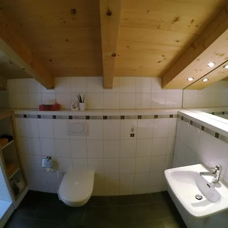 Alpenchalet Weidhaus - Dachwohnung - - Stockbettzimmer 公寓 格施塔德