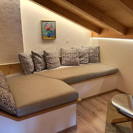 Alpenchalet Weidhaus Gstaad Apartment Gstaad
