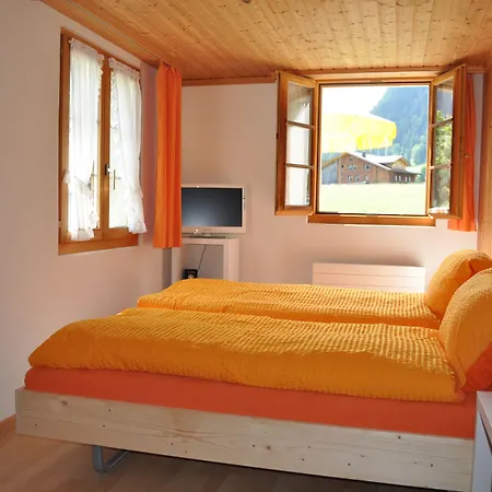 Alpenchalet Weidhaus - Dachwohnung - - Stockbettzimmer 公寓