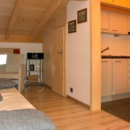 Alpenchalet Weidhaus Gstaad - Verschiedene Wohneinheiten Lejlighed *