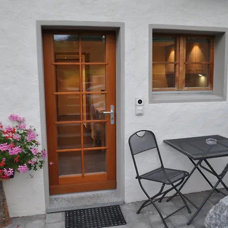 Alpenchalet Weidhaus - Dachwohnung - - Stockbettzimmer * 그슈타드