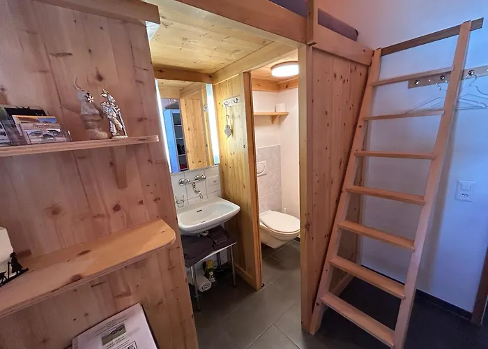 Alpenchalet Weidhaus - Dachwohnung - - Stockbettzimmer