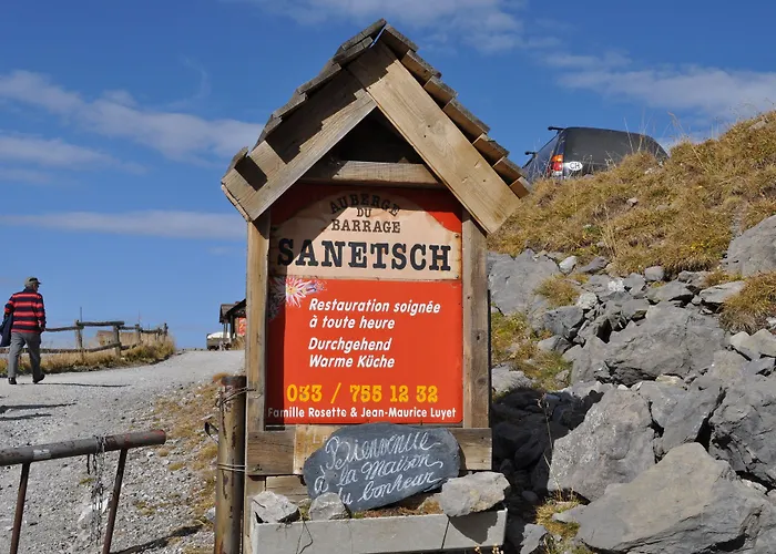 Alpenchalet Weidhaus - Dachwohnung - - Stockbettzimmer Lejlighed Gstaad