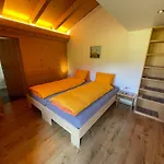 아파트 Alpenchalet Weidhaus - Dachwohnung - - Stockbettzimmer *