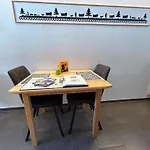 Alpenchalet Weidhaus - Dachwohnung - - Stockbettzimmer 아파트