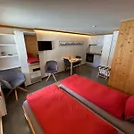 아파트 Alpenchalet Weidhaus - Dachwohnung - - Stockbettzimmer *