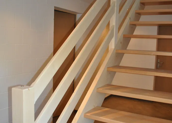 Apartamento Alpenchalet Weidhaus - Dachwohnung - - Stockbettzimmer Gstaad