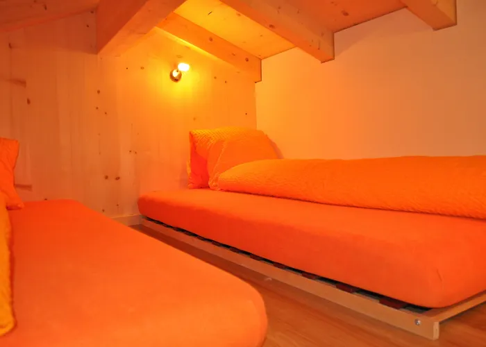 Apartamento Alpenchalet Weidhaus - Dachwohnung - - Stockbettzimmer *