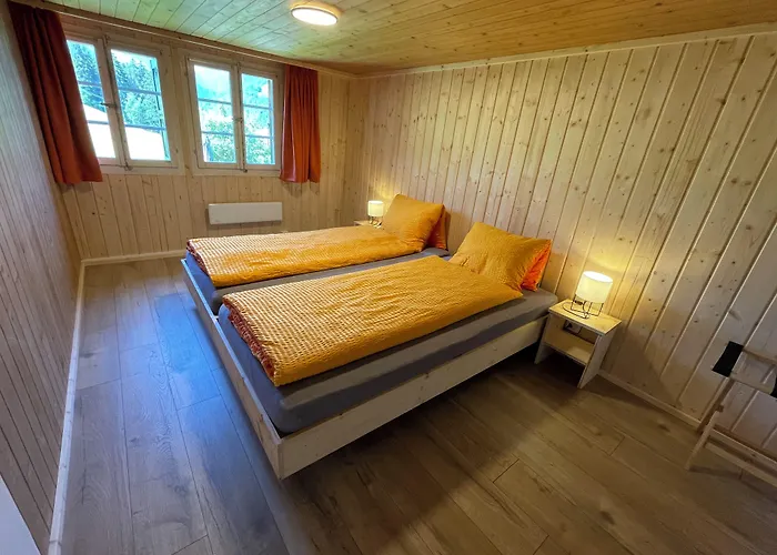 Alpenchalet Weidhaus - Dachwohnung - - Stockbettzimmer Apartamento